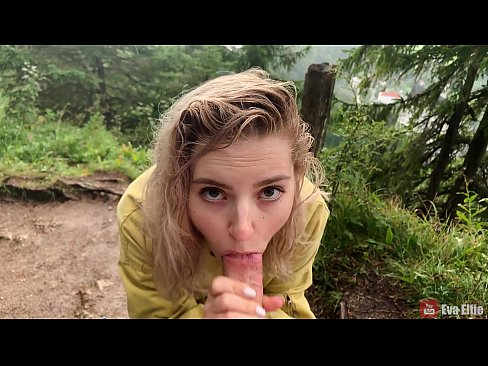❤️ Chica traga semen después de una mamada en público - Eva Elfi ❤❌ Super sexo en es.123sex.ru ❌️